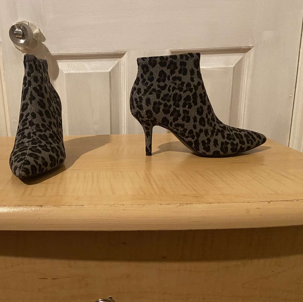 Heeled boots